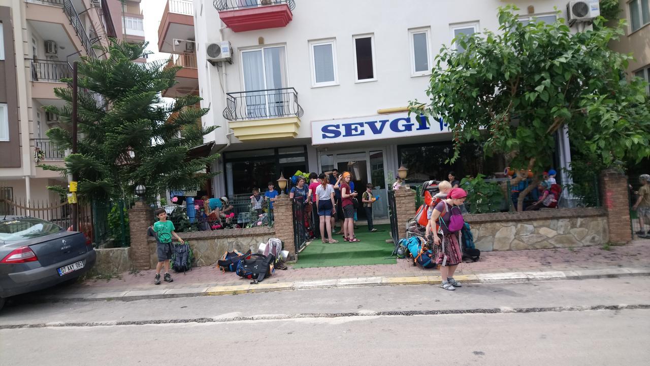 White Cat Sevgi Otel Antalya Dış mekan fotoğraf
